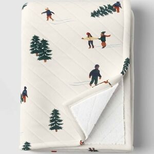 Room Essentials Winter Skating Scene Blanket - Cream and Green